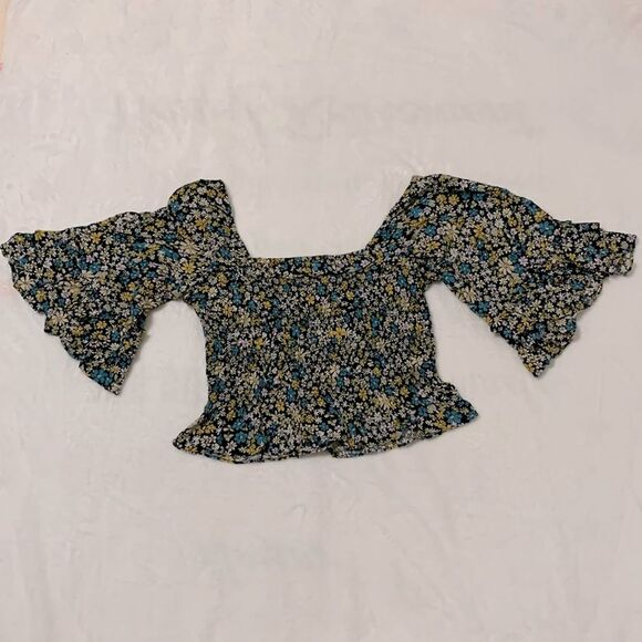 Patrons of Peace Floral Crop Top, Bell Sleeves, Gypsy, Boho NWOT - Picture 1 of 10